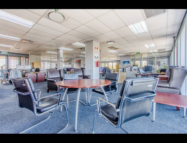 334M² OFFICE TO LET IN SIMBA